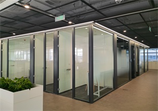 青島玻璃隔斷的玻璃配置有哪些？